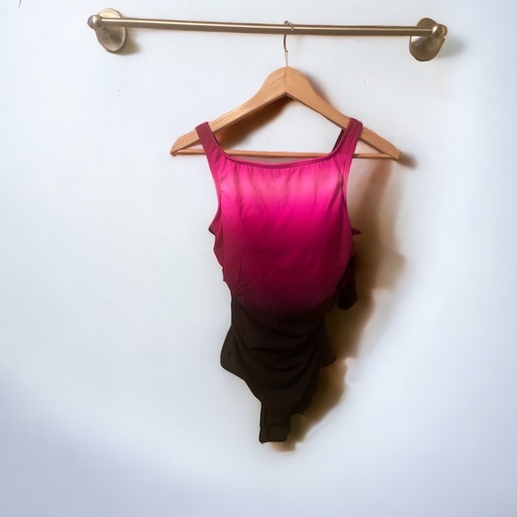 Reebok Swimsuit - Picture 1 of 3